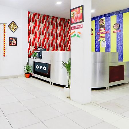 Oyo Hotel Viraj Palace New Delhi Ngoại thất bức ảnh