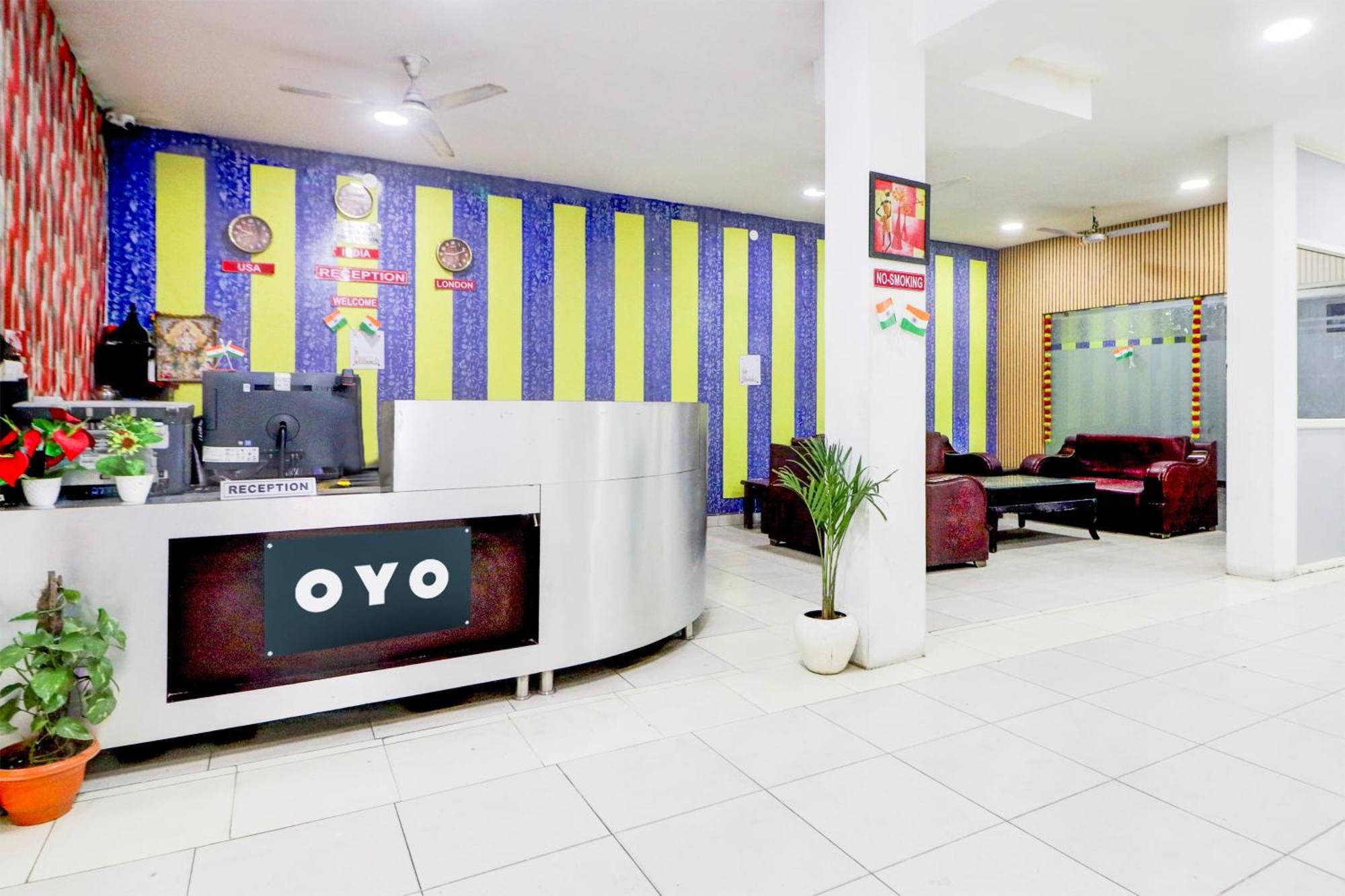 Oyo Hotel Viraj Palace New Delhi Ngoại thất bức ảnh