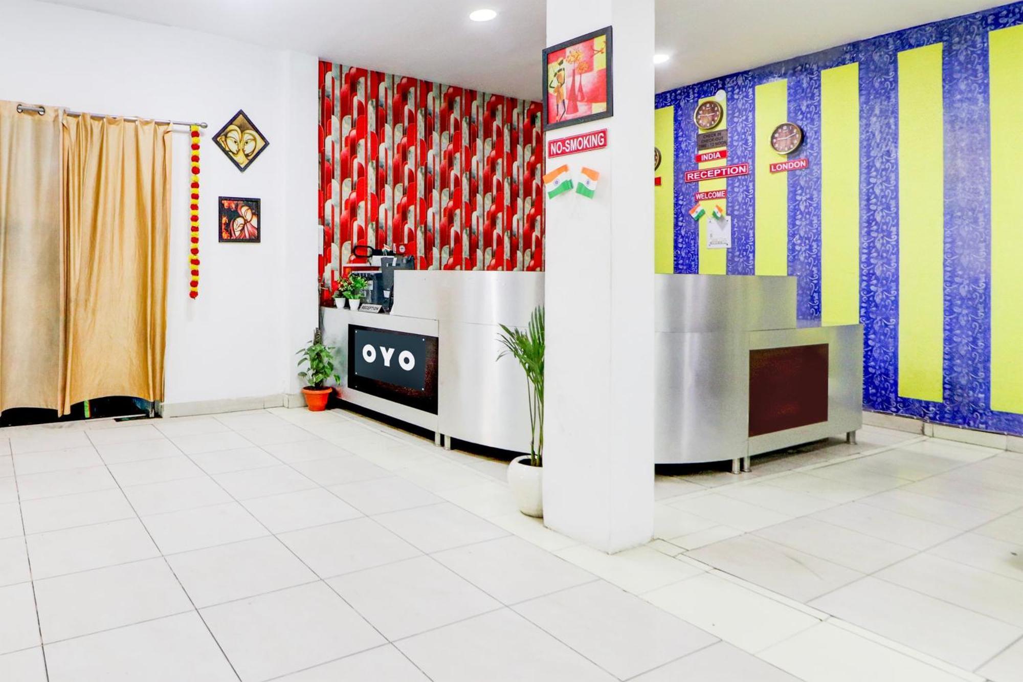 Oyo Hotel Viraj Palace New Delhi Ngoại thất bức ảnh